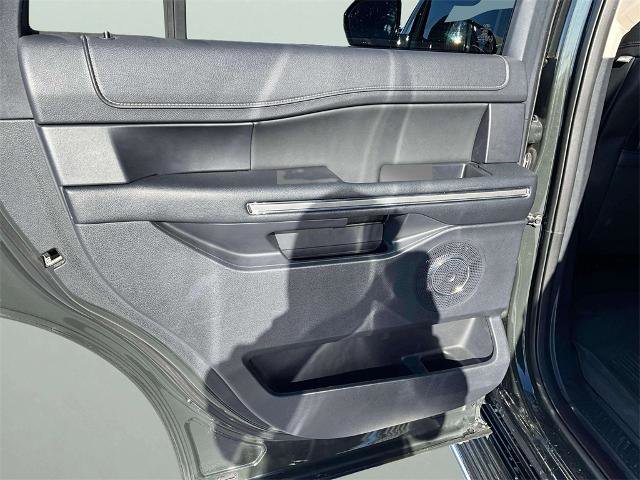 Certified 2022 Ford Expedition XLT image 19
