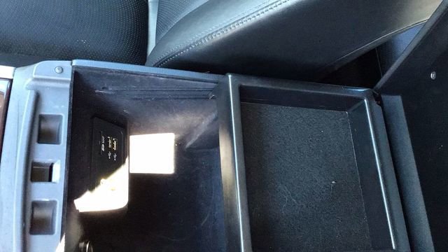 Used 2019 INFINITI Q70 Luxe image 25