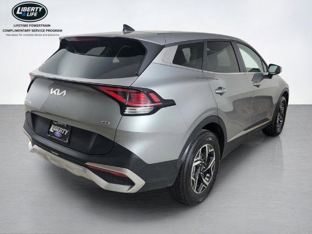 Used 2024 Kia Sportage LX AWD/4WD image 3