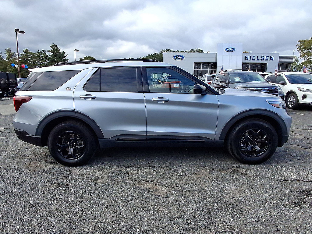Certified 2022 Ford Explorer Timberline w/ Timberline Technology Package AWD/4WD image 9