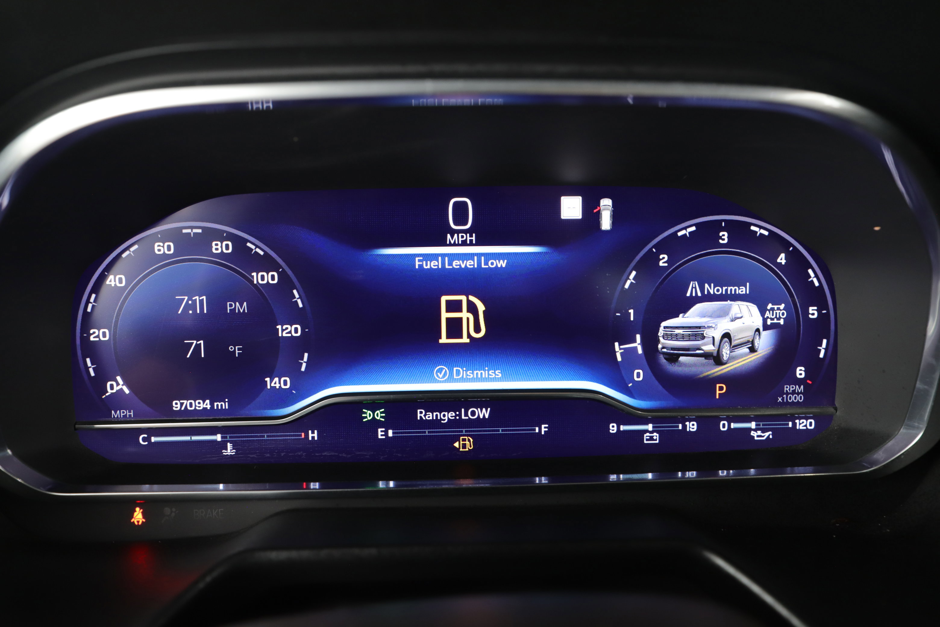 Used 2022 Chevrolet Tahoe Z71 w/ Luxury Package image 16