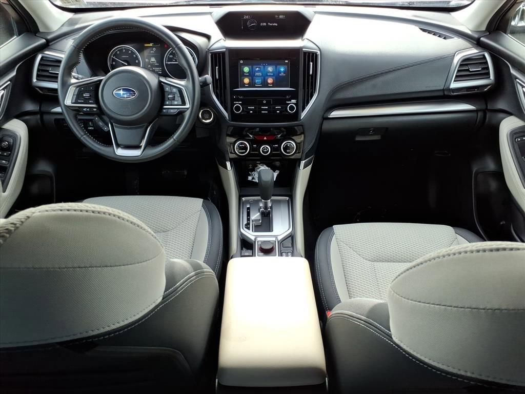 Used 2022 Subaru Forester Premium image 9