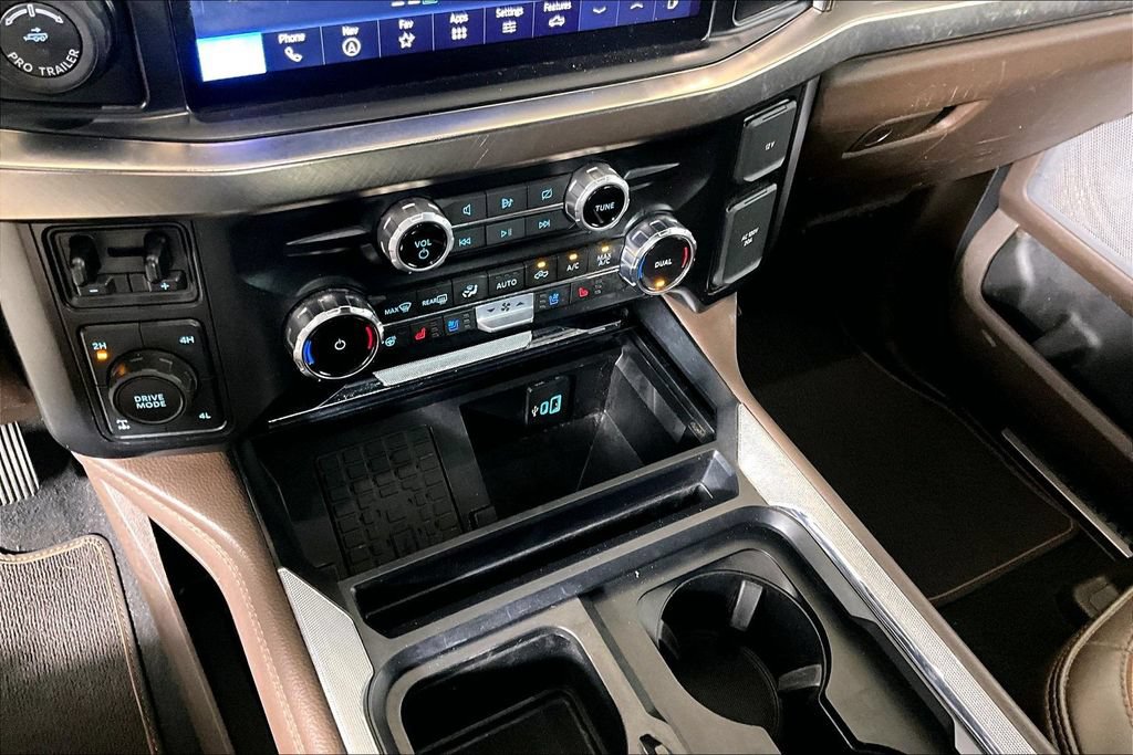 Certified 2024 Ford F250 King Ranch w/ Chrome Package AWD/4WD image 23