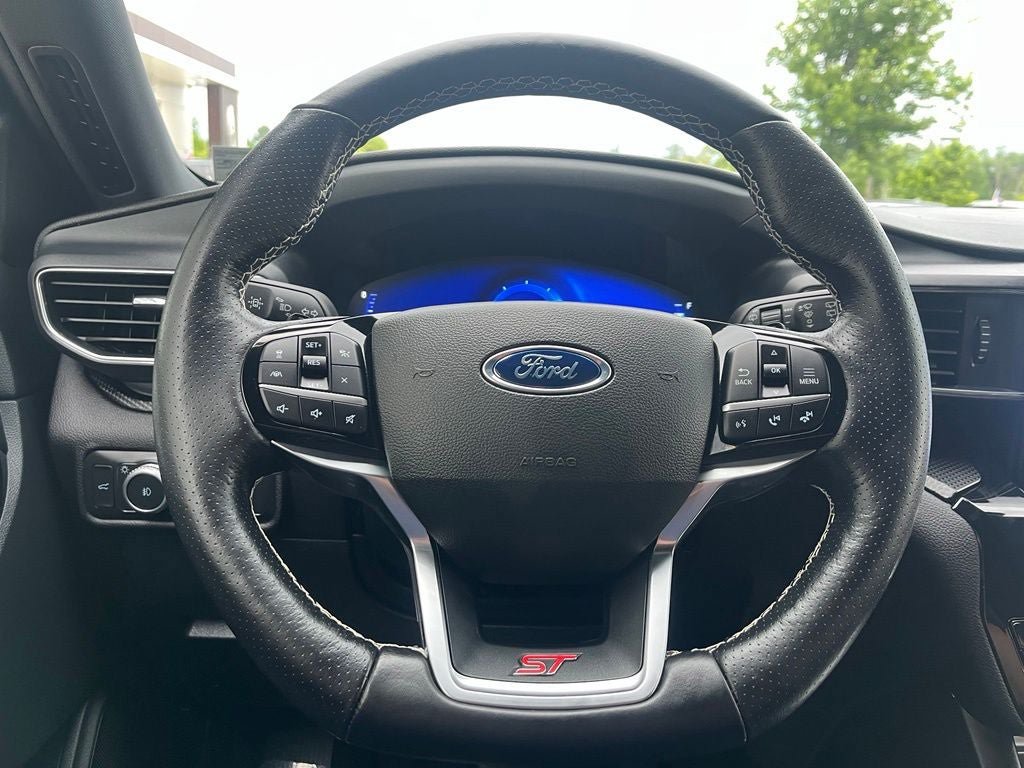 Certified 2022 Ford Explorer ST w/ Equipment Group 401A AWD/4WD image 27