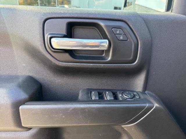 Used 2023 Chevrolet Silverado 1500 Custom w/ LPO, Dark Essentials Package AWD/4WD image 21