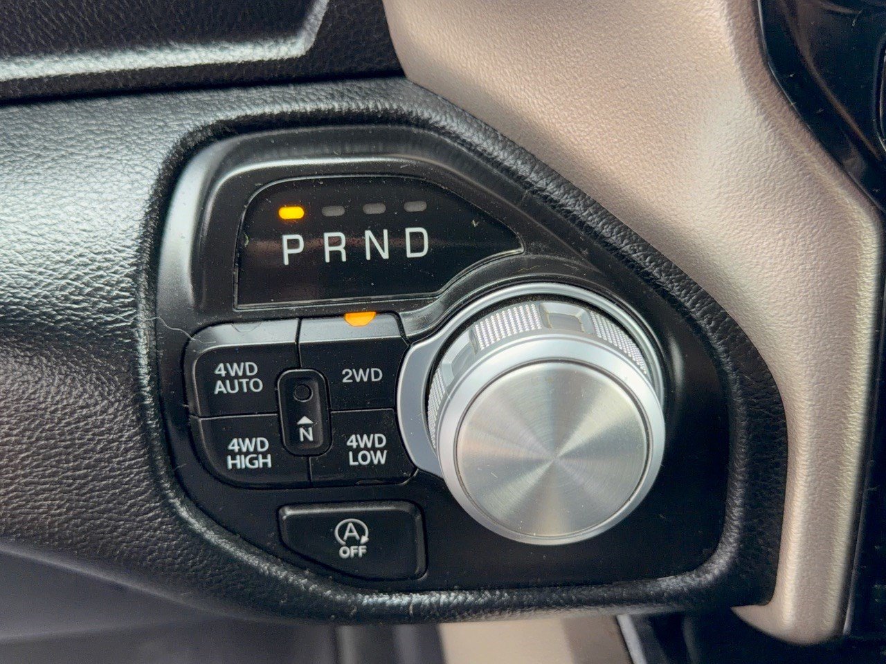 Used 2022 RAM 1500 Laramie AWD/4WD image 21