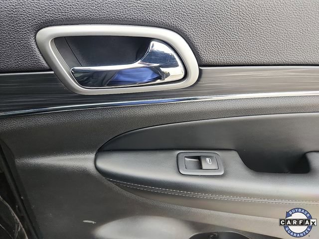 Used 2019 Jeep Grand Cherokee Limited image 31