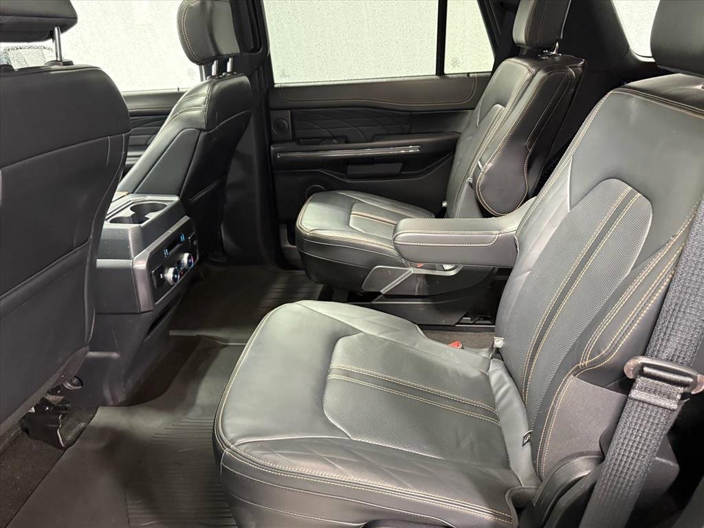 Certified 2022 Ford Expedition Platinum image 15