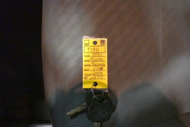 Used 2021 Toyota Tacoma SR image 27