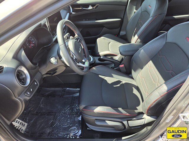Used 2022 Kia Forte GT FWD image 11