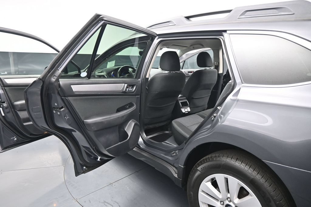 Used 2019 Subaru Outback 2.5i Premium AWD/4WD image 14