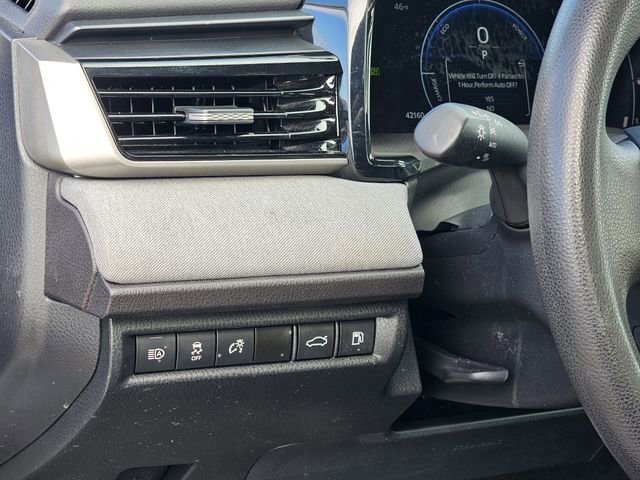 Used 2025 Toyota Camry LE image 18