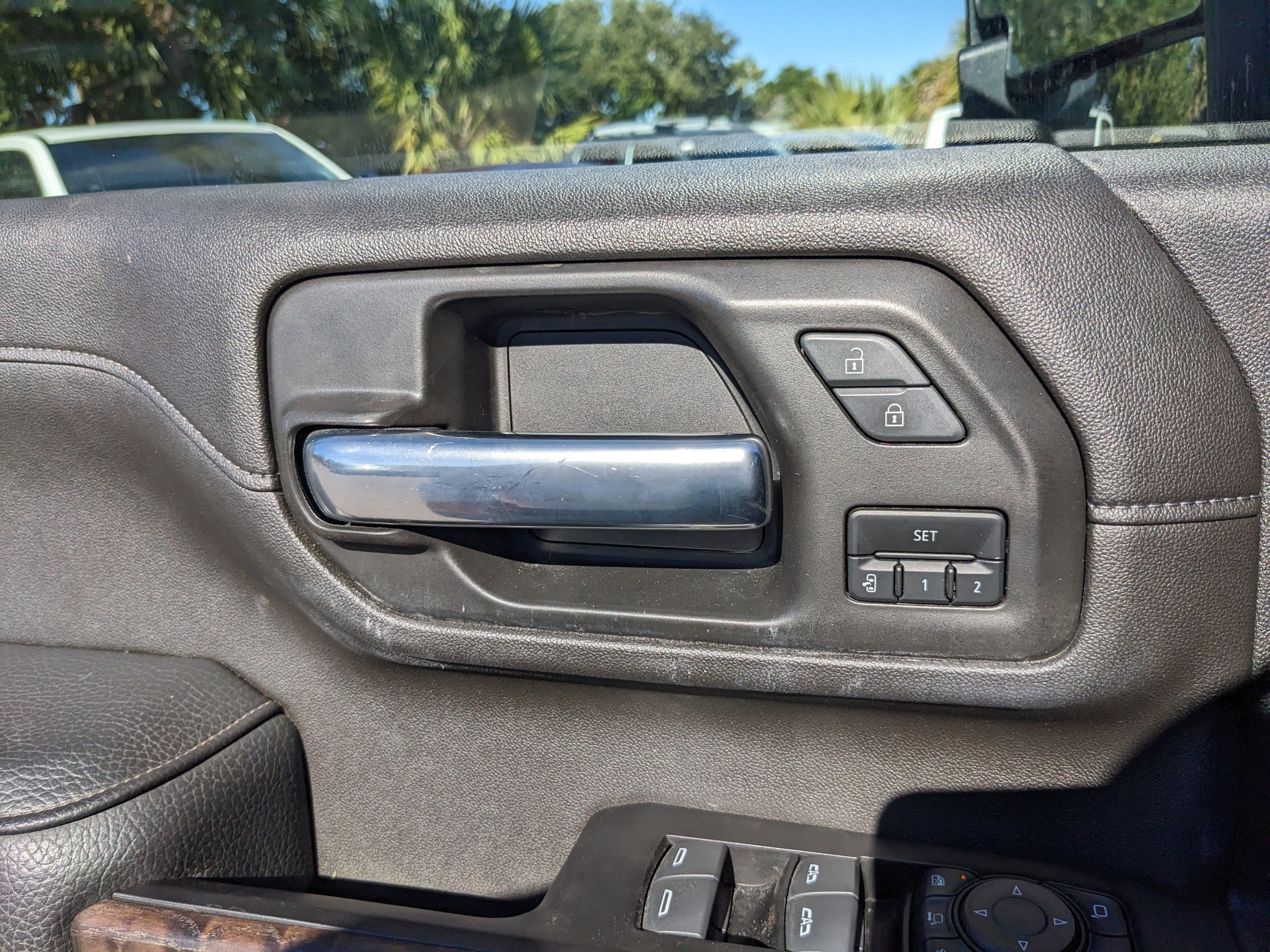 Used 2022 GMC Sierra 2500 Denali w/ Denali Ultimate Package image 20