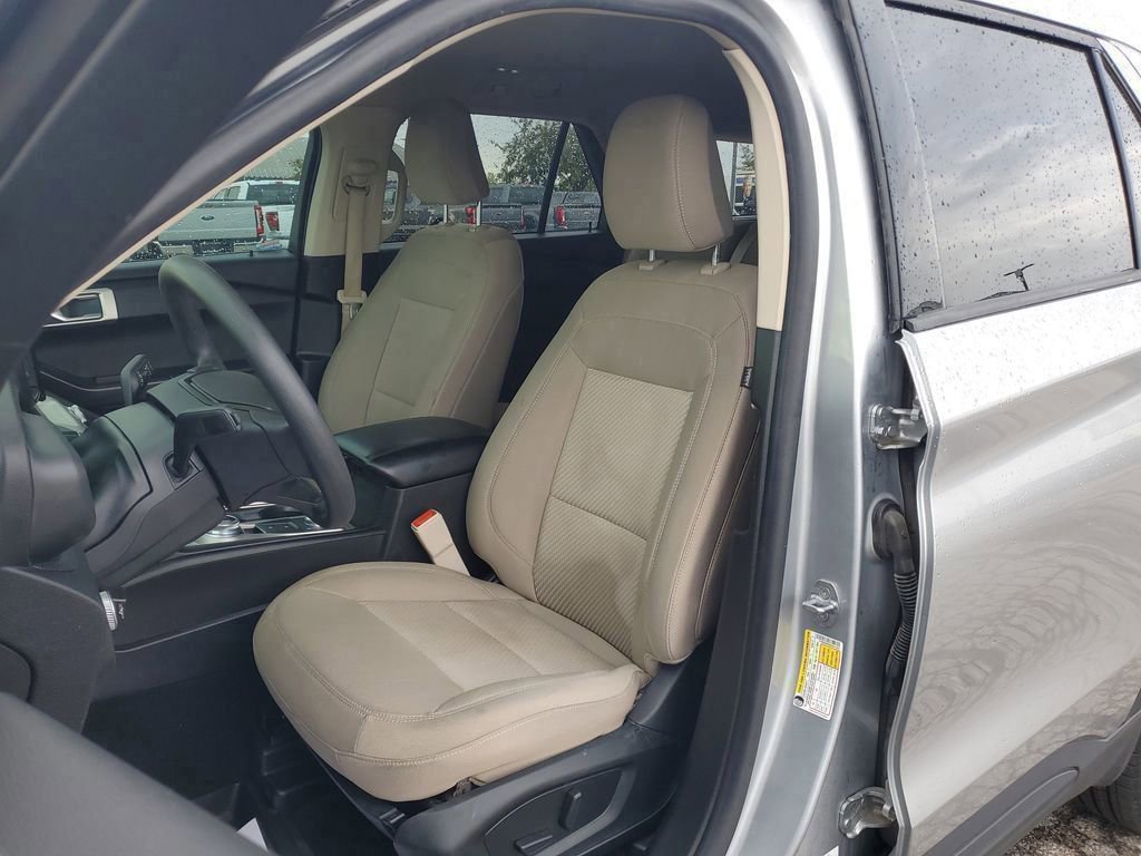 Certified 2021 Ford Explorer BASE image 18