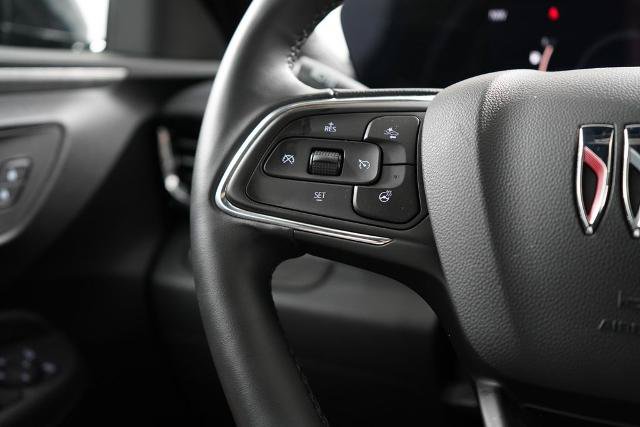 Used 2025 Buick Envista Sport Touring w/ Convenience I Package FWD image 27