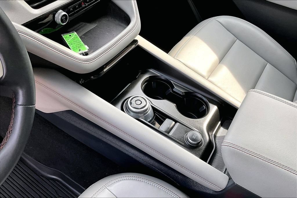 Certified 2025 Ford Explorer Active w/ Active Comfort Package RWD image 16