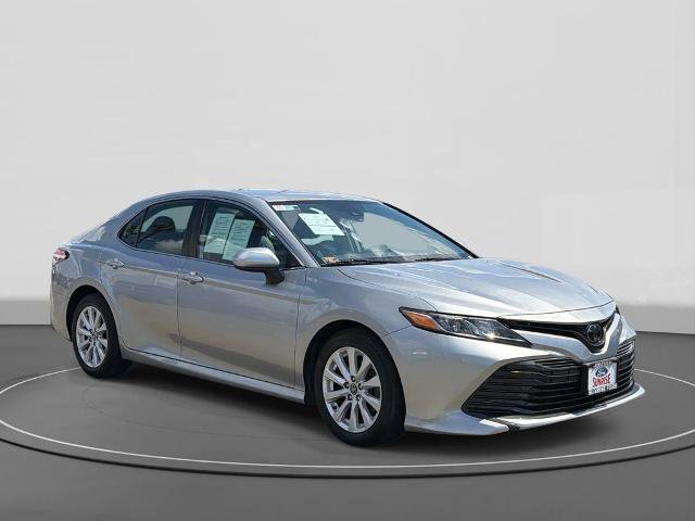 Used 2019 Toyota Camry LE w/ Carpet Mat Package FWD image 4