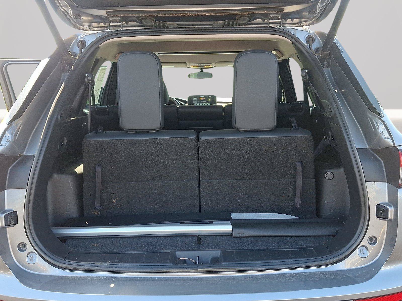Used 2023 Mitsubishi Outlander SEL AWD/4WD image 27
