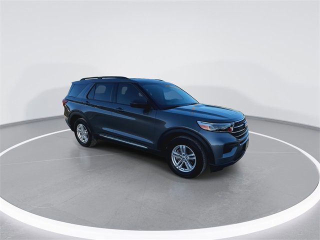 Certified 2023 Ford Explorer XLT image 2