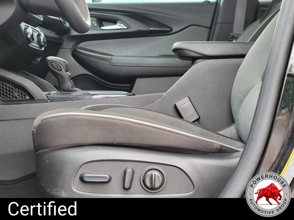 Used 2023 Chevrolet TrailBlazer LT FWD image 23