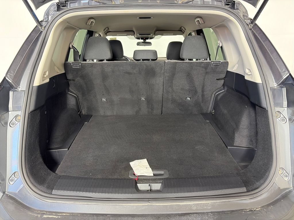 Used 2021 Nissan Rogue S AWD/4WD image 25