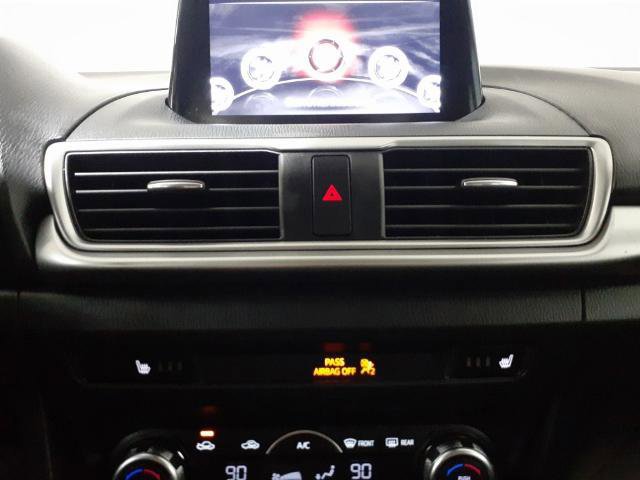 Used 2018 MAZDA MAZDA3 Touring image 26