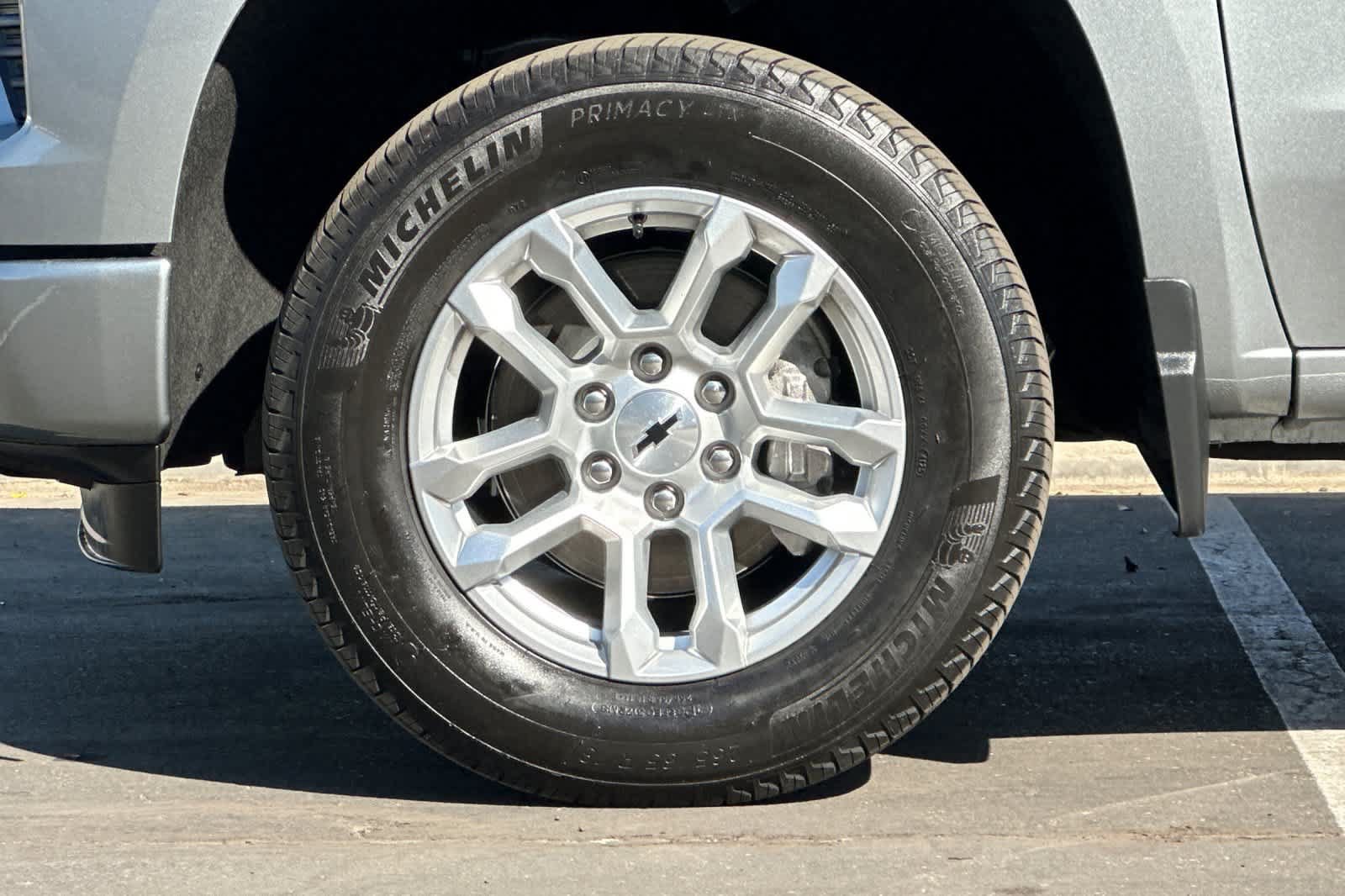 Used 2026 Chevrolet Silverado 1500 RST AWD/4WD image 26