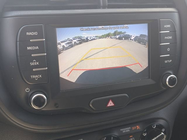 Used 2020 Kia Soul LX FWD image 15