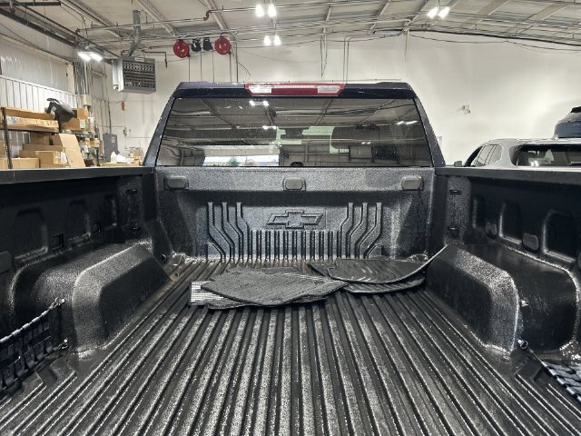 Used 2023 Chevrolet Silverado 1500 LT AWD/4WD image 26