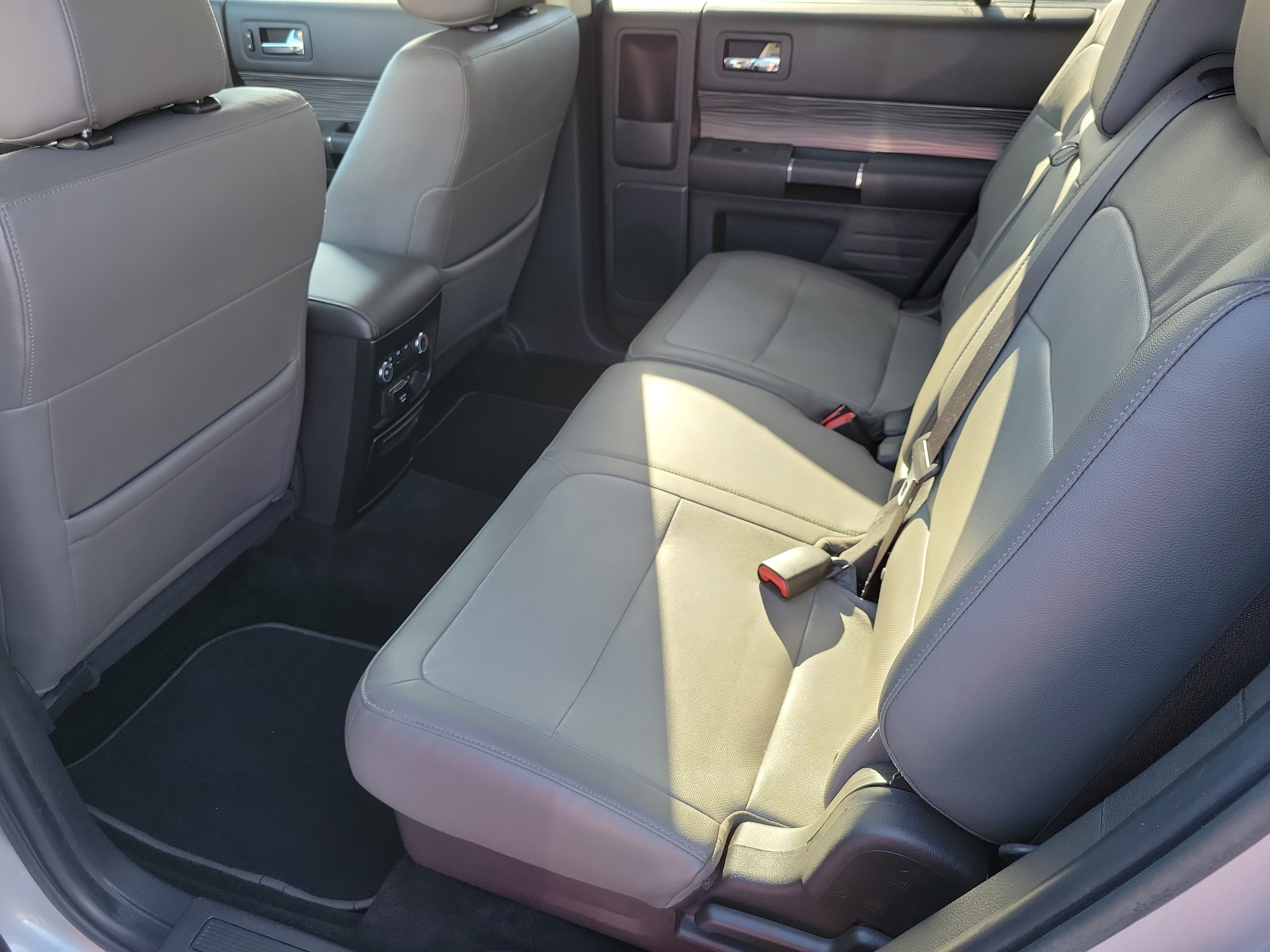 Certified 2018 Ford Flex SEL w/ Equipment Group 202A FWD image 13