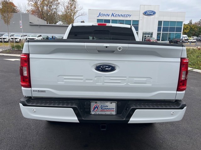 Certified 2022 Ford F150 XLT w/ Equipment Group 302A High image 4