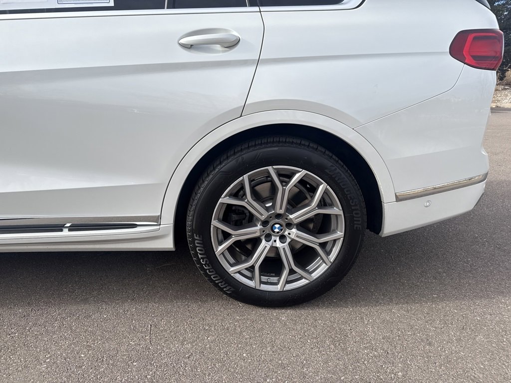 Used 2020 BMW X7 xDrive40i w/ Premium Package image 38