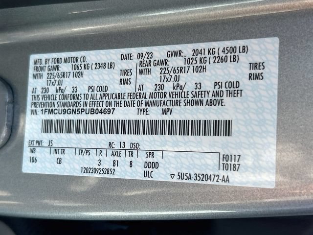 Certified 2023 Ford Escape Active AWD/4WD image 39
