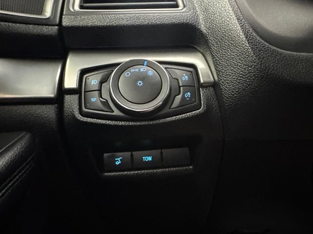 Certified 2019 Ford Explorer XLT w/ Equipment Group 202A AWD/4WD image 18