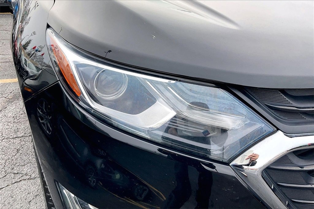 Used 2020 Chevrolet Equinox LS w/ LS Convenience Package image 26