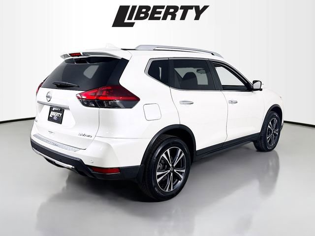 Used 2020 Nissan Rogue SV w/ Sun & Sound Touring Package image 5
