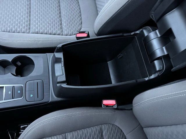 Certified 2022 Ford Escape SE w/ SE Sport Appearance Package image 25