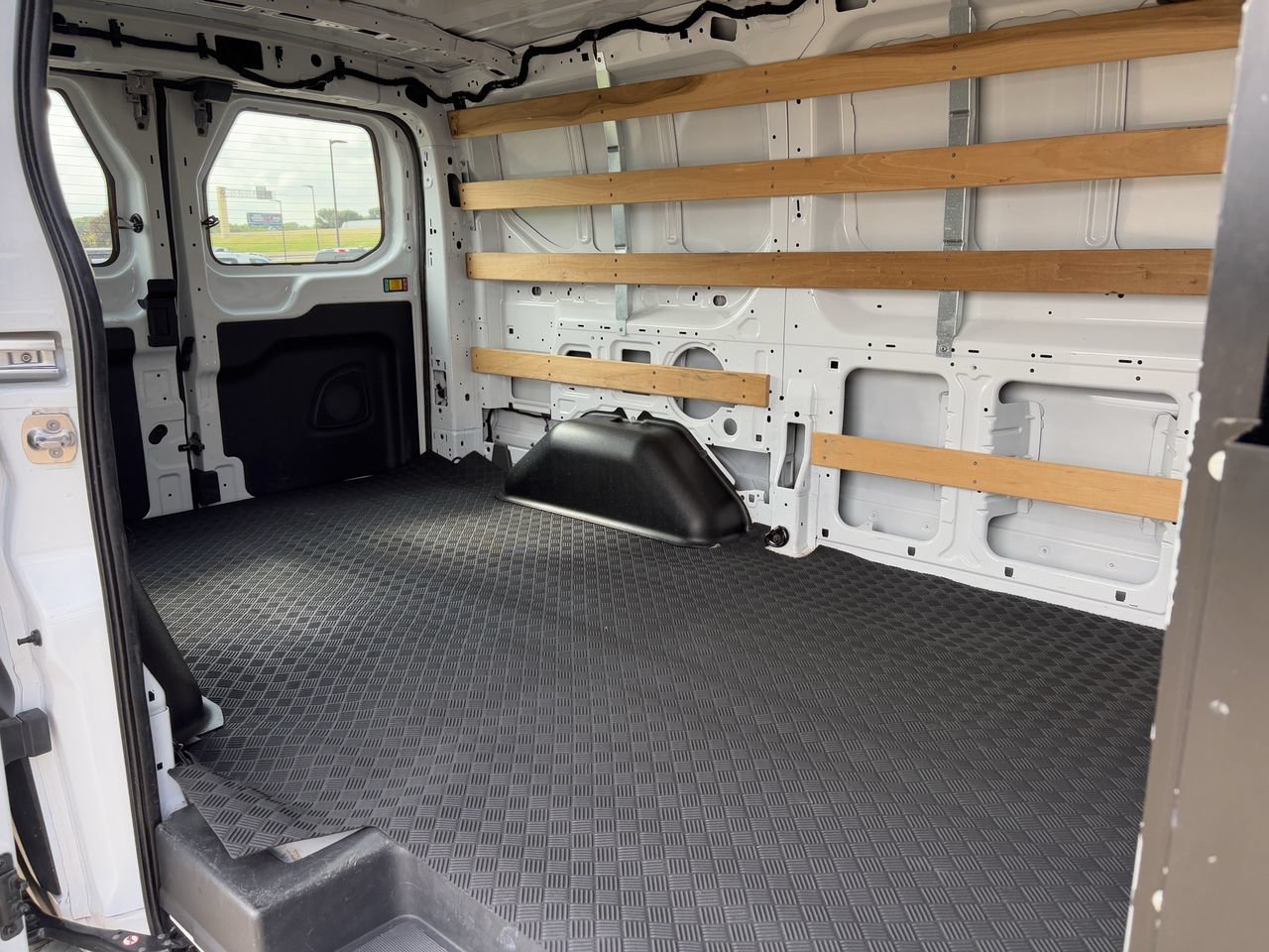 Certified 2024 Ford Transit 250 Low Roof w/ Exterior Upgrade Package RWD image 26