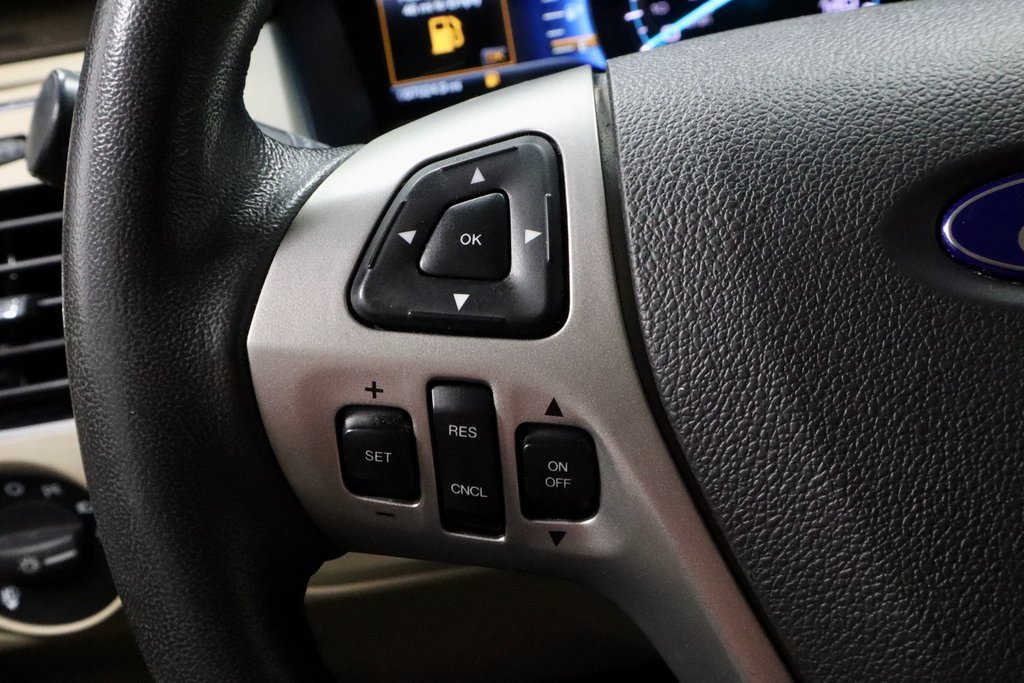 Certified 2018 Ford Flex SEL w/ Class III Trailer Tow Package image 28