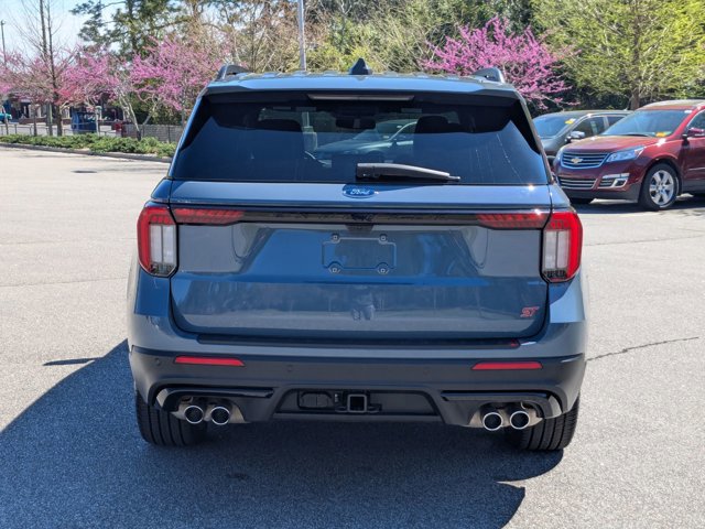 Certified 2025 Ford Explorer ST image 4