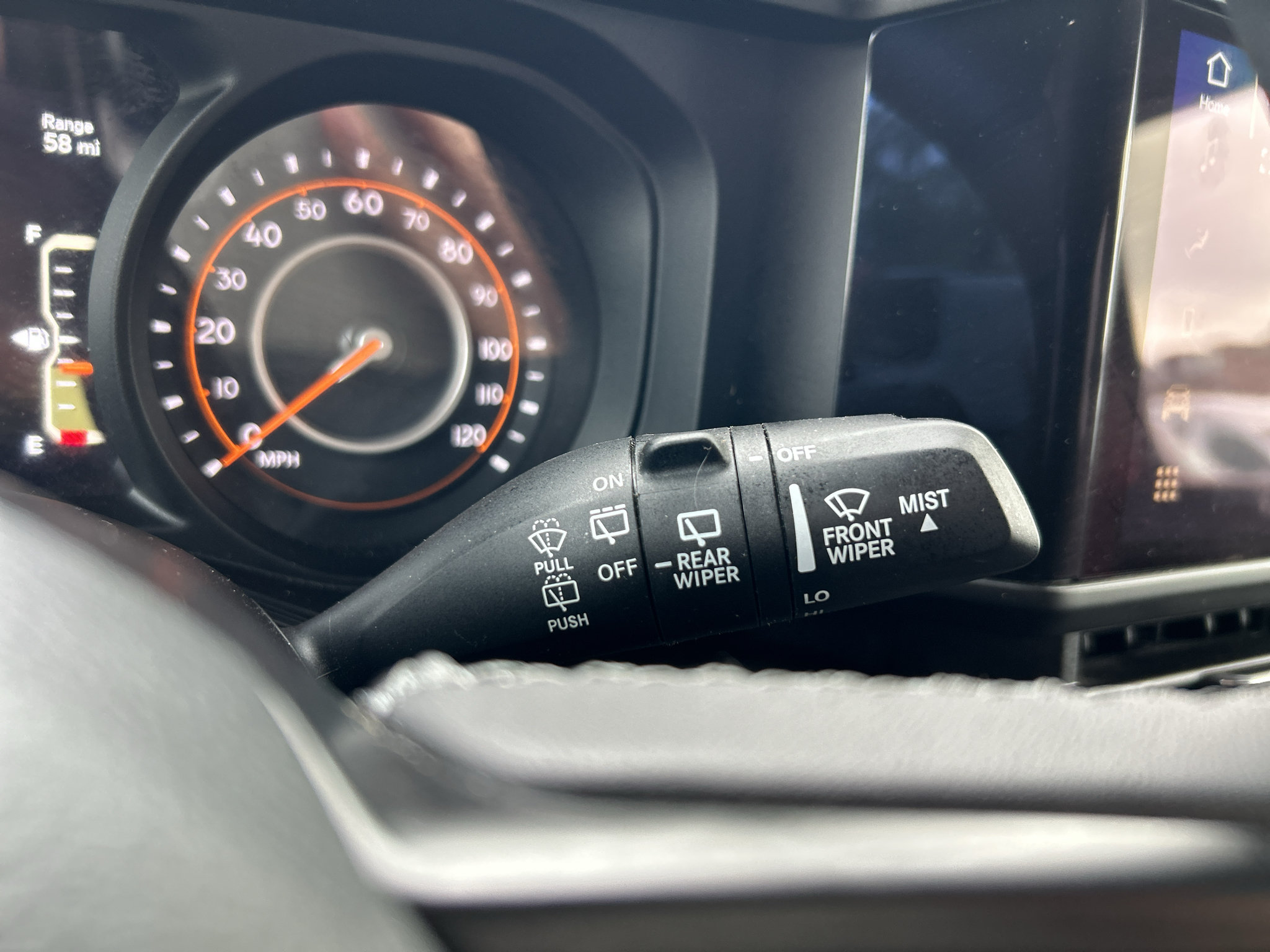 Used 2025 Jeep Wrangler Unlimited Rubicon AWD/4WD image 25