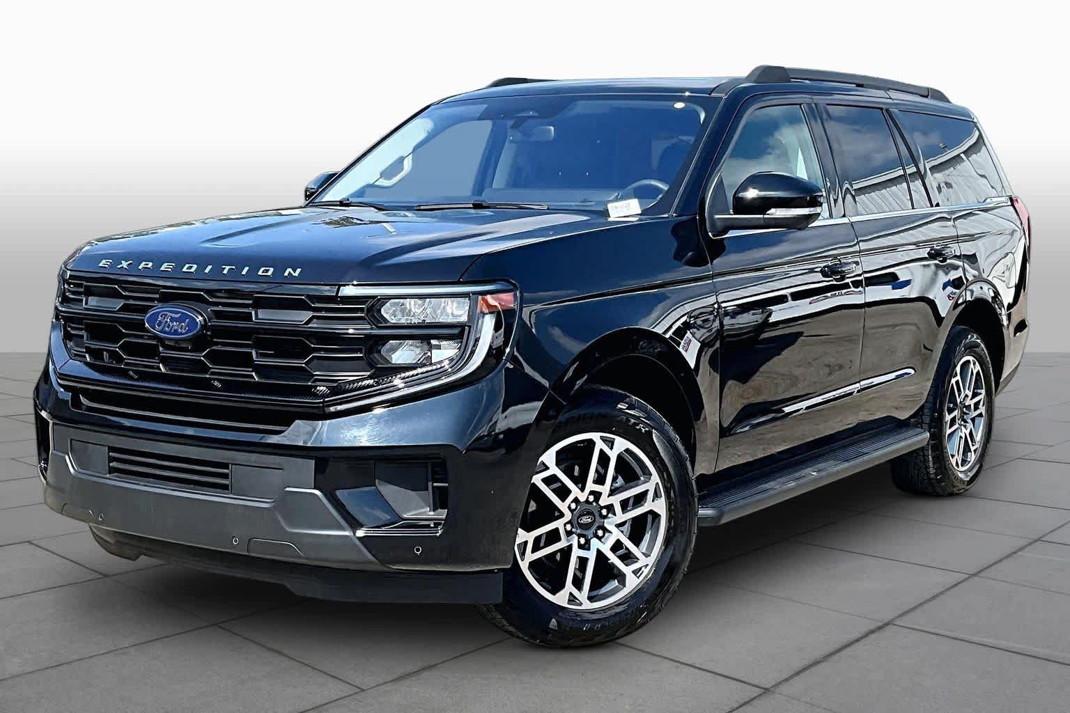 Certified 2025 Ford Expedition Active AWD/4WD image 39