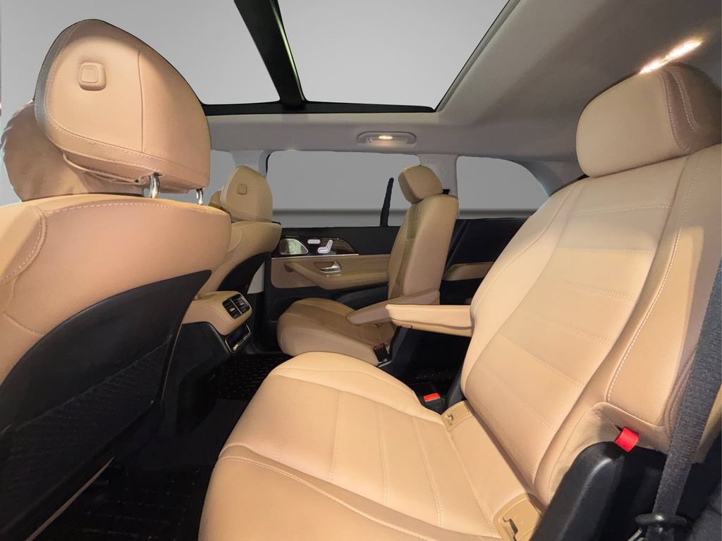 Used 2026 Mercedes-Benz GLS 450 4MATIC image 13