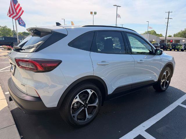 Certified 2025 Ford Escape ST-Line Select w/ Class II Trailer Tow Package AWD/4WD image 12