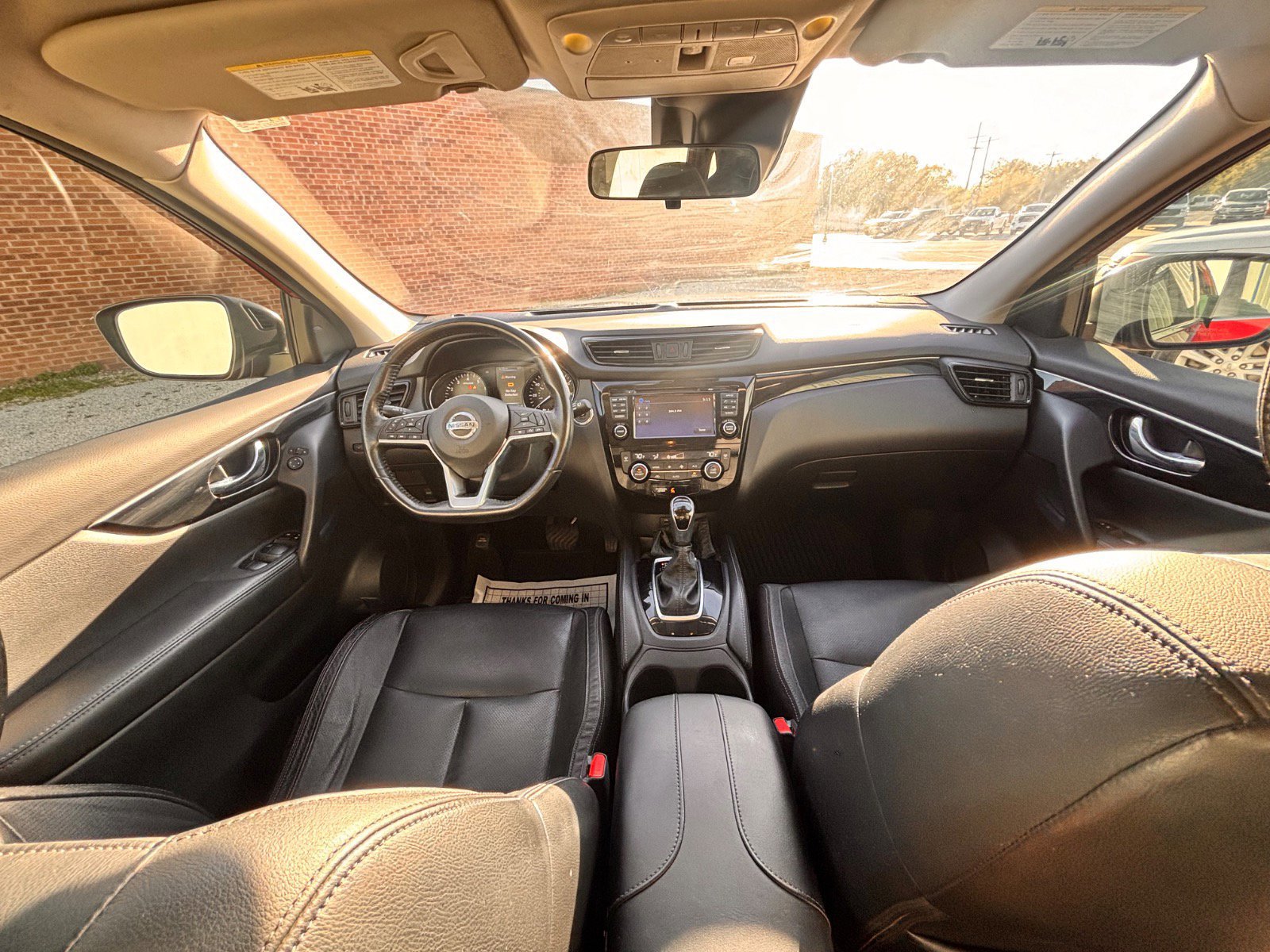 Used 2017 Nissan Rogue Sport SL w/ SL Premium Package image 23