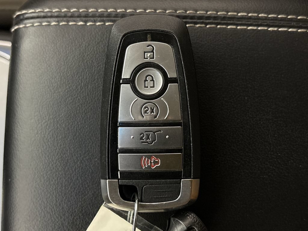 Certified 2020 Ford Explorer Limited RWD image 34