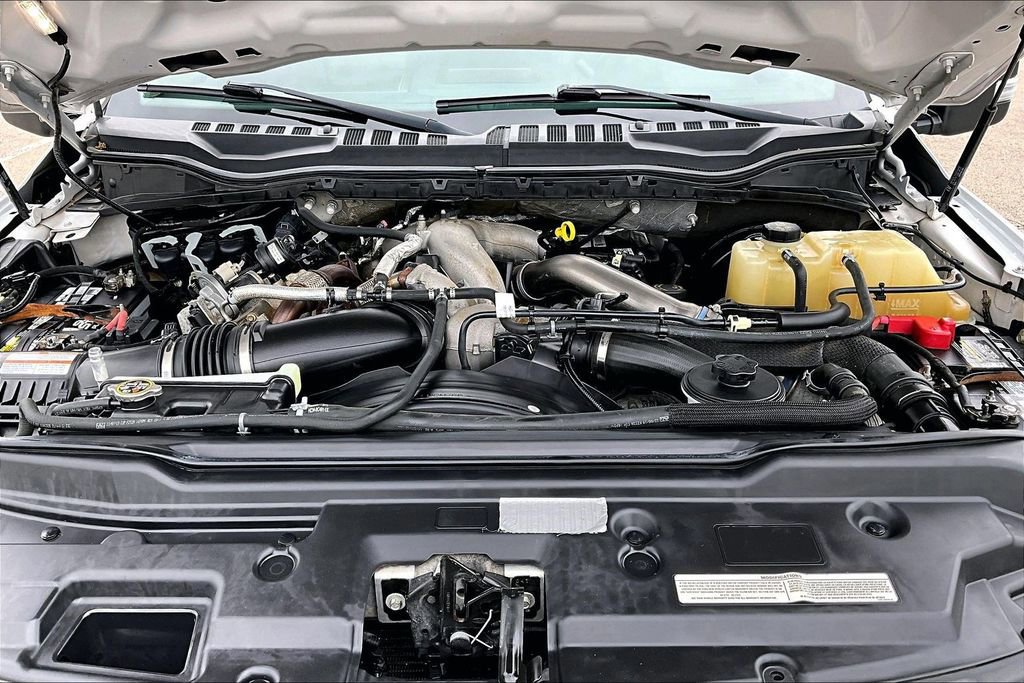 Certified 2020 Ford F250 Lariat w/ Lariat Value Package AWD/4WD image 12