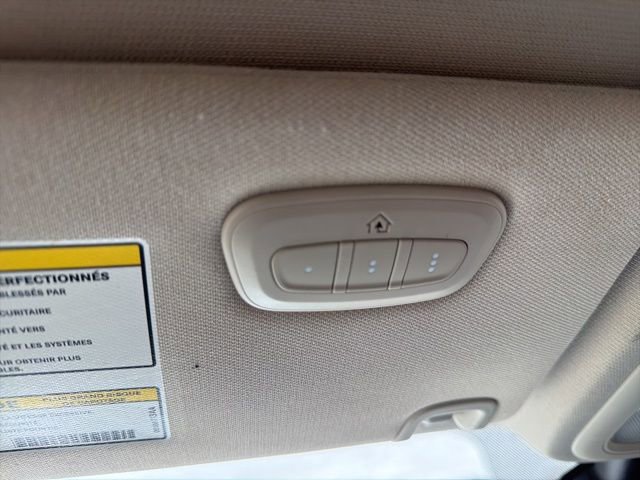 Used 2018 Jeep Cherokee Latitude Plus w/ Comfort/Convenience Group image 25