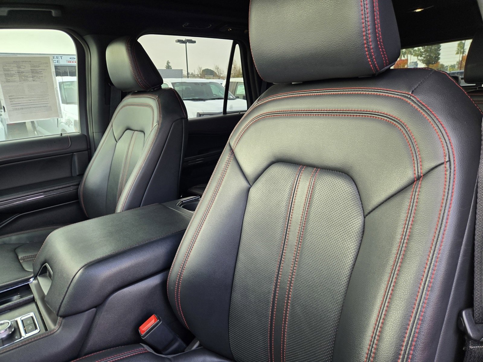 Certified 2023 Ford Expedition Limited image 17