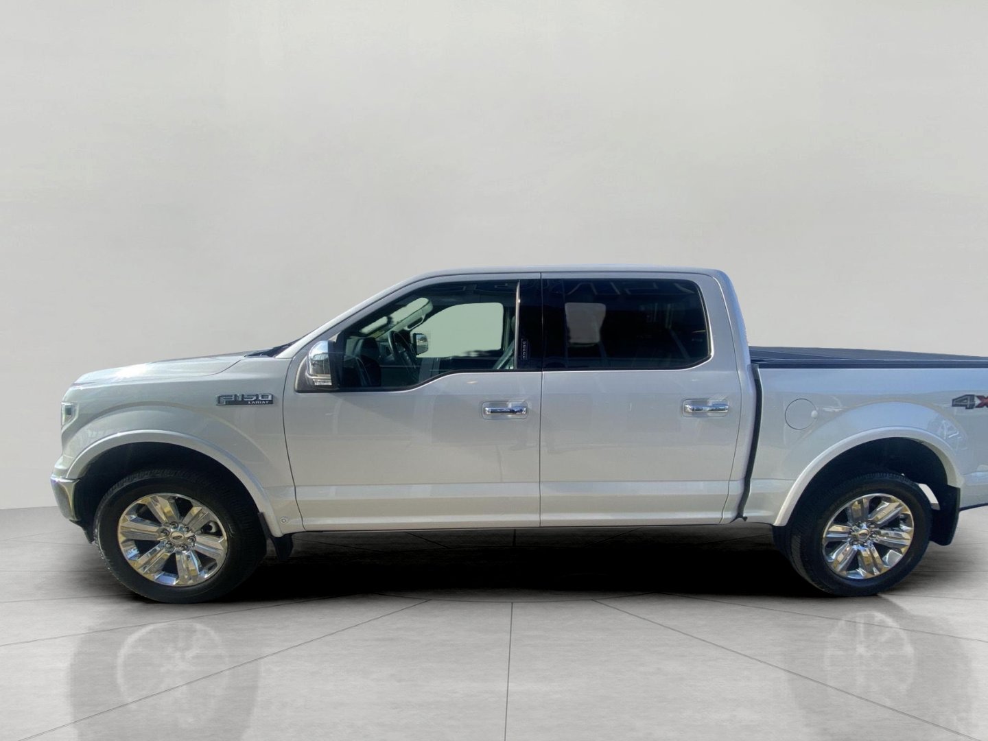 Certified 2019 Ford F150 Lariat w/ Equipment Group 502A Luxury AWD/4WD image 5